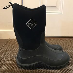Muck boots